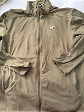 Arc'teryx kyanite lite Men's Olive Green Full-Zip  Jacket